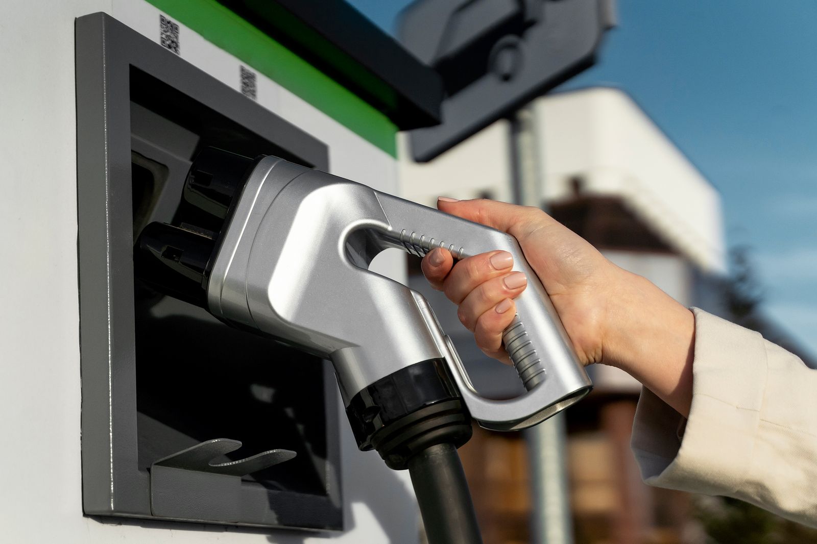 Borne de recharge pour véhicule électrique